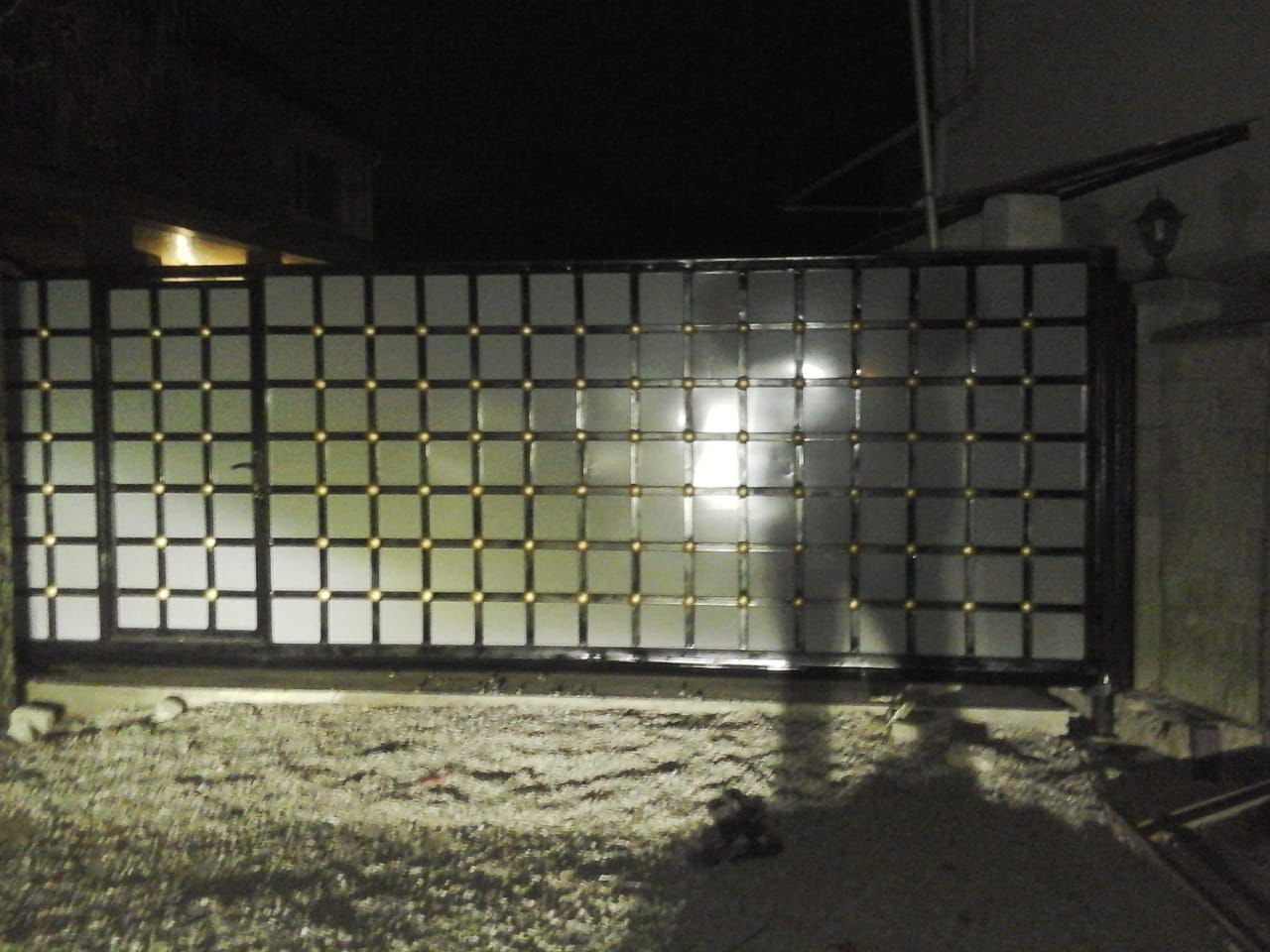 Металлические ворота - профессиональное изготовление и установка